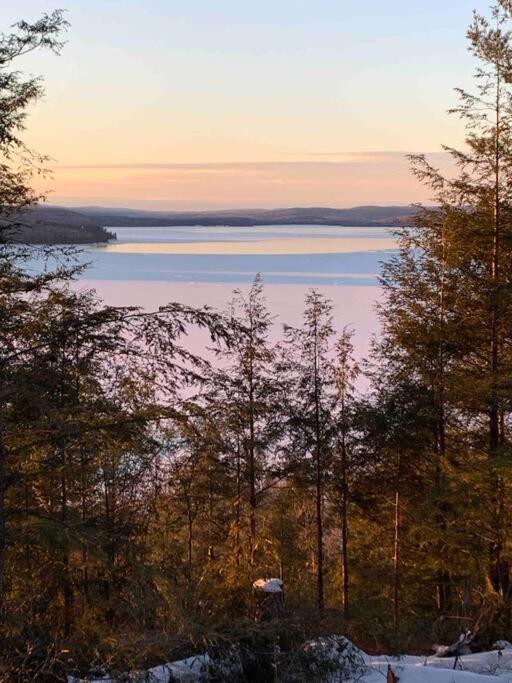 Private Off Grid Nestled In Nature With Waterfront Barrys Bay