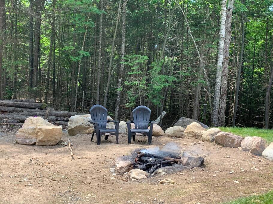 Private Off Grid Nestled In Nature With Waterfront * Barrys Bay